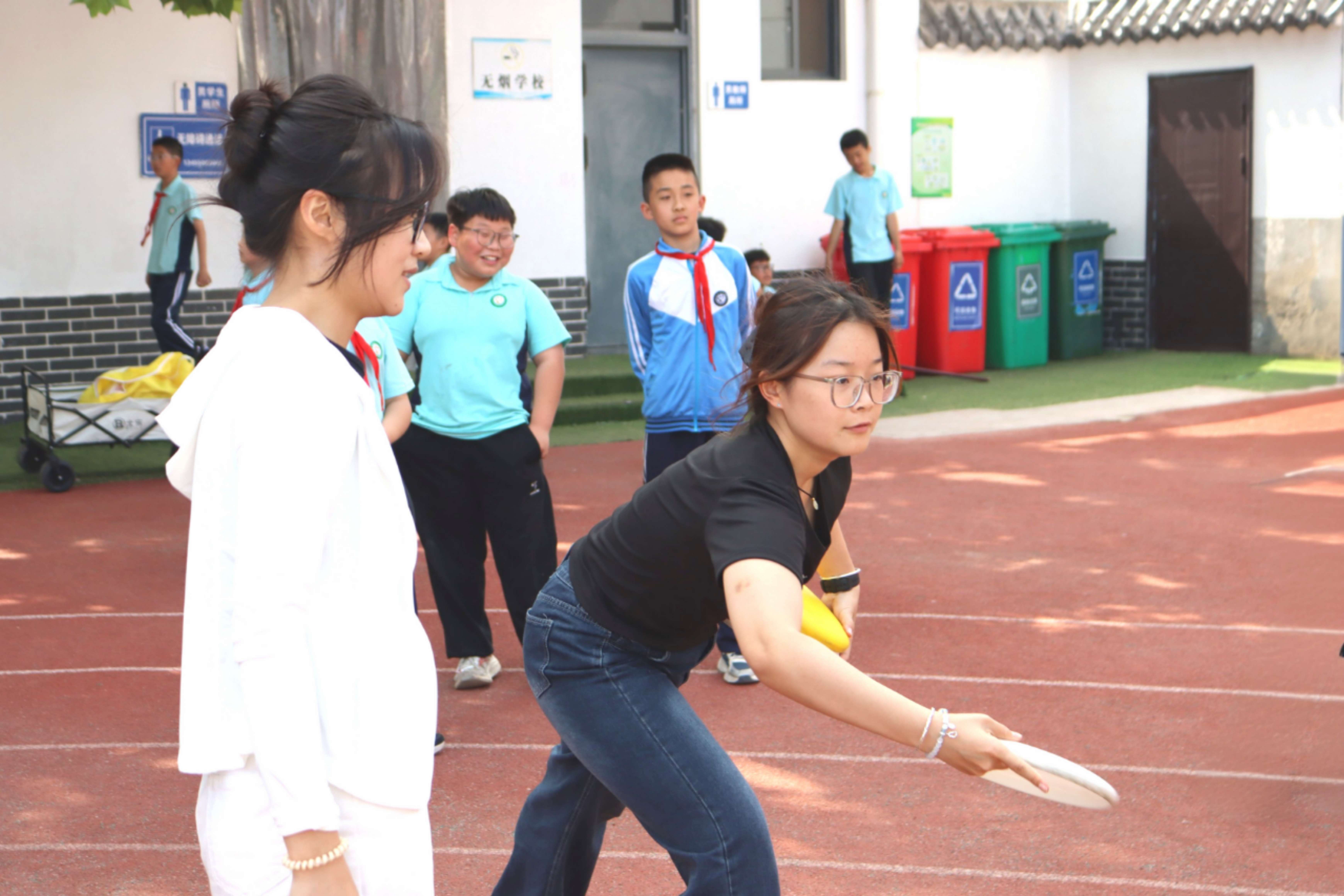 民主小学2.jpg